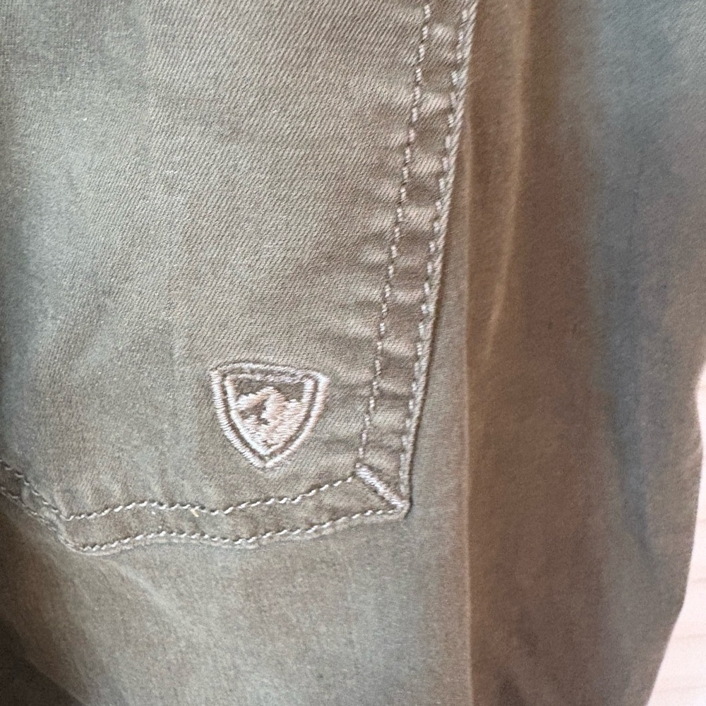 Kuhl Kultivatr Khaki Green Women's Overalls Size 10 x 31 Women’s - Picture 7 of 9